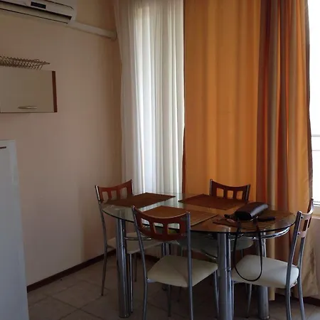 Apartament Sanny Garden *
