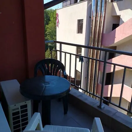Sanny Garden Apartament Sunny Beach